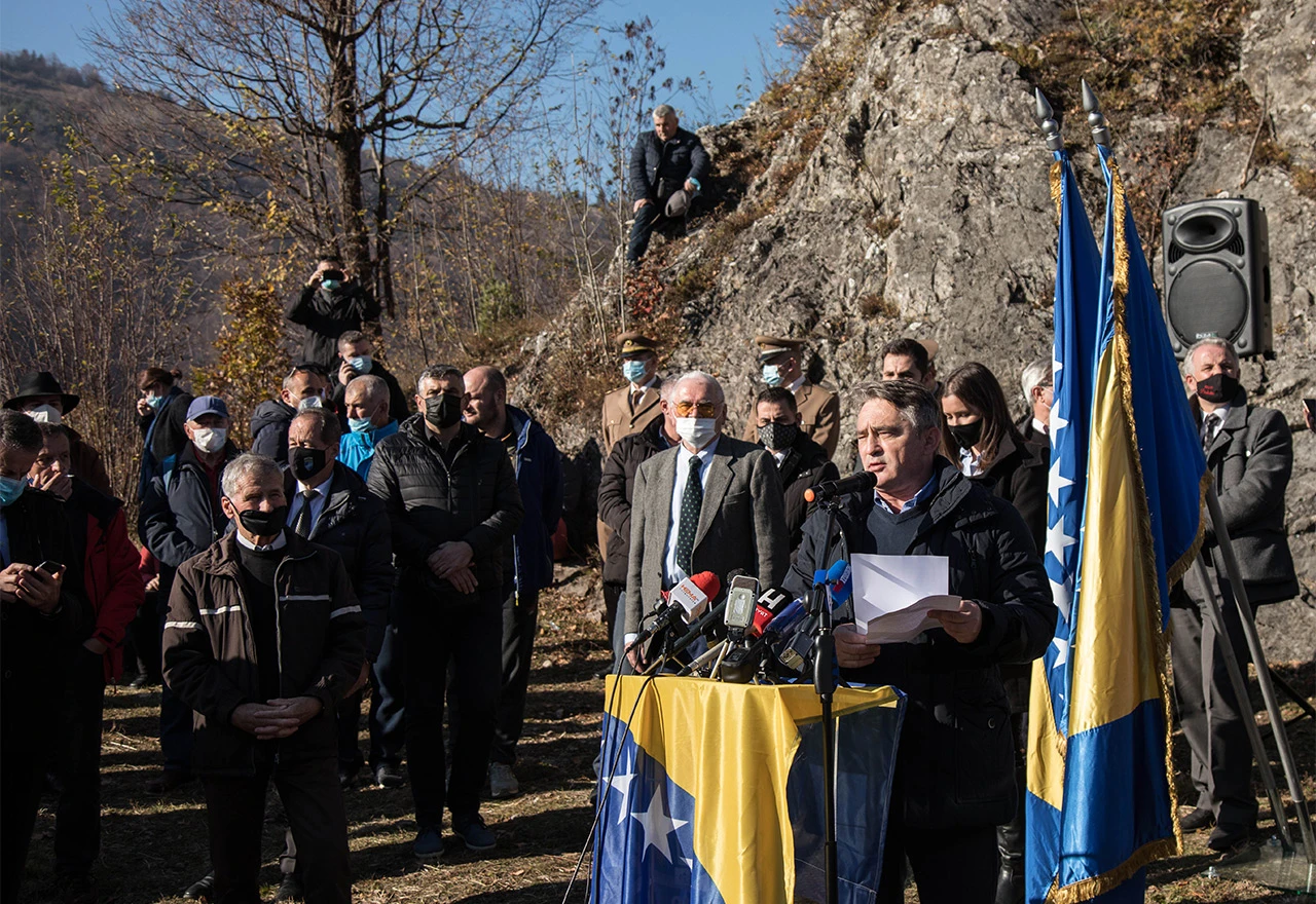 Komšić na Bobovcu: BiH nama nije poklonjena, već je teškom mukom izborena