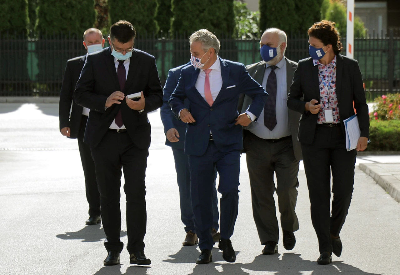 Twitter prepiska - Tegeltija se žalio na izvještaj OSCE-a, odgovorio i Sattler
