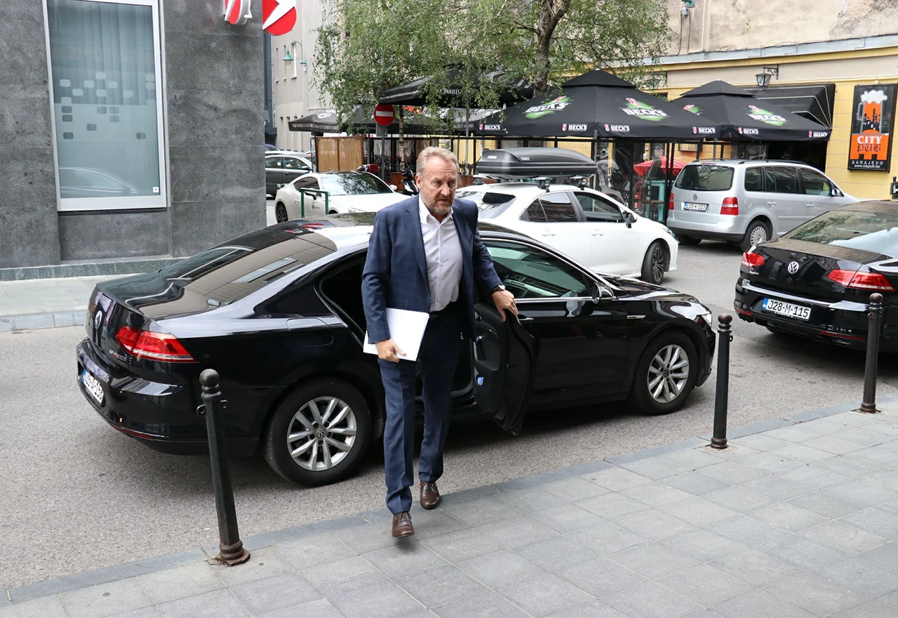 Izetbegović odbio sastanak s ruskim veleposlanikom pri UN-u