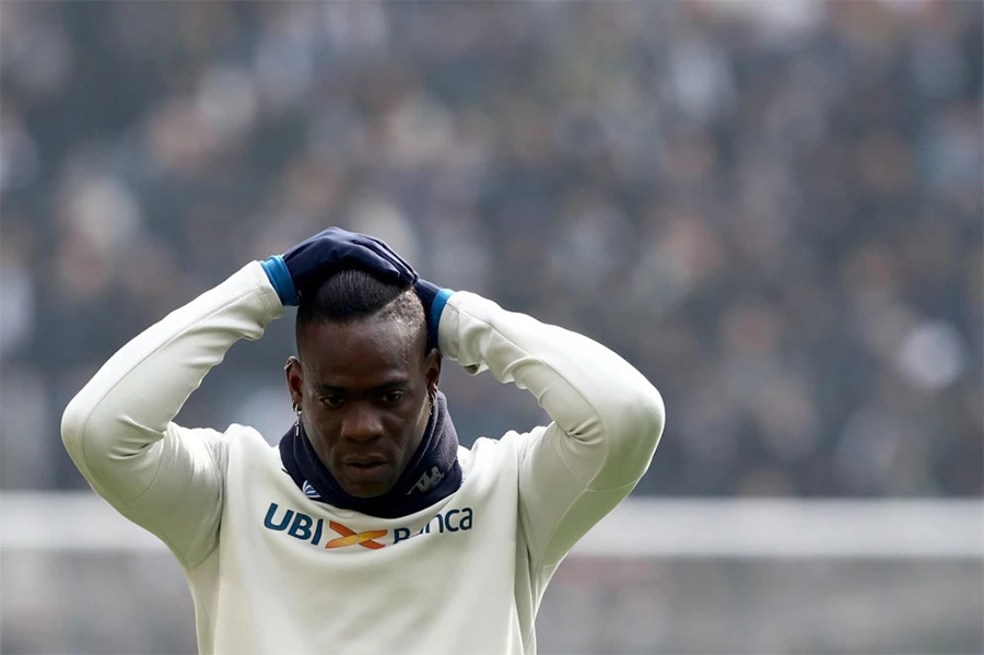 Balotelli u Barnsleyu?