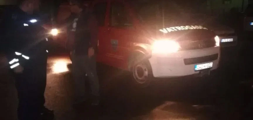 Na zgradu Općine Prozor-Rama bačen zapaljivi koktel