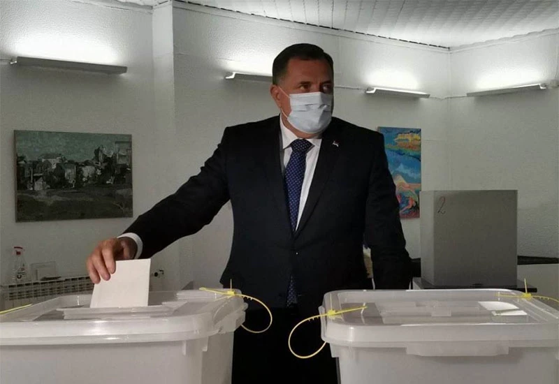 Dodik: Nisam sretan i tužan sam