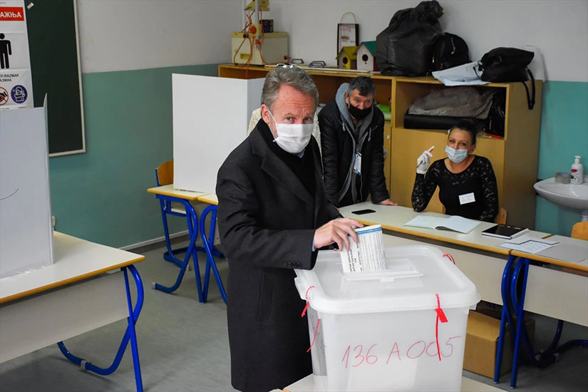 Izetbegović poručio građanima da ne biraju one koji dobro pričaju