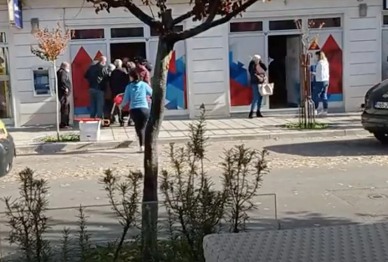 Kršenje izborne šutnje u Trebinju: SNSD dijelio pakete hrane