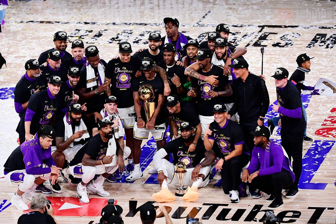 LA Lakers sezonu počinju bez navijača na tribinama