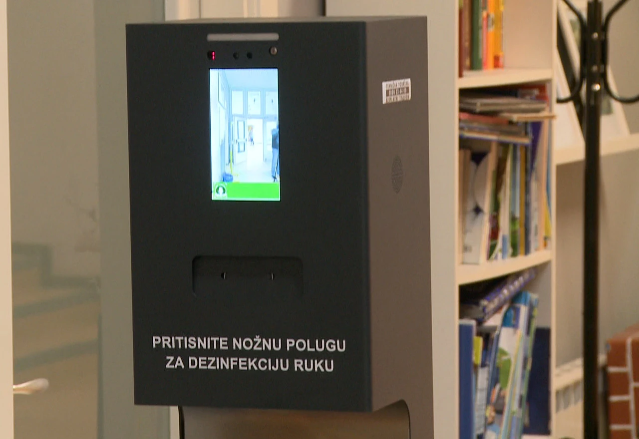 Uređaj koji zaustavlja Covid-19