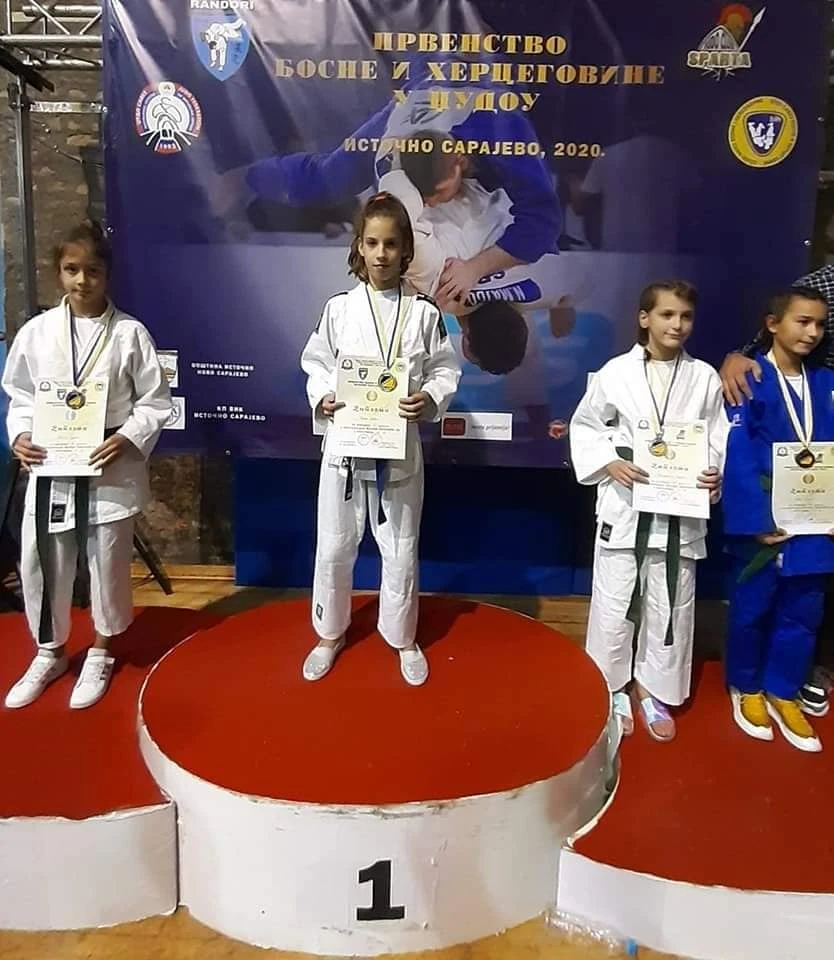 Dvanaestogodišnja Nika Zovko bilježi izvrsne rezultate na natjecanjima