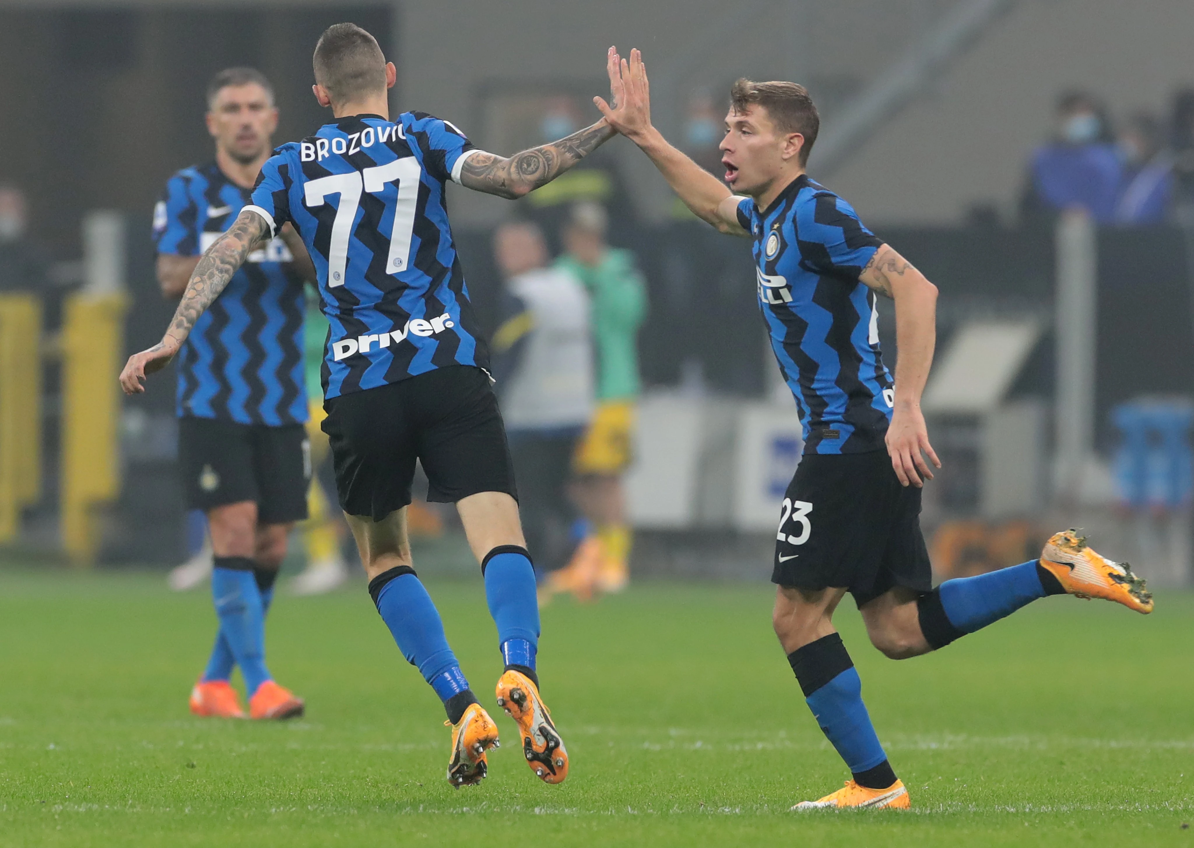 U Milanu hrvatska večer: Perišić i Brozović spasili Inter od poraza