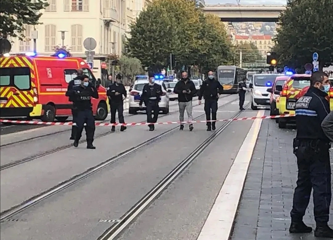 Napad u Nici: Obezglavljena žena, ubijene tri osobe
