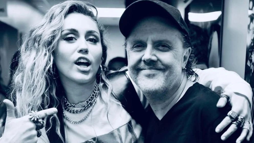 Grmi na sve strane: Miley Cyrus sprema album s obradama Metallice