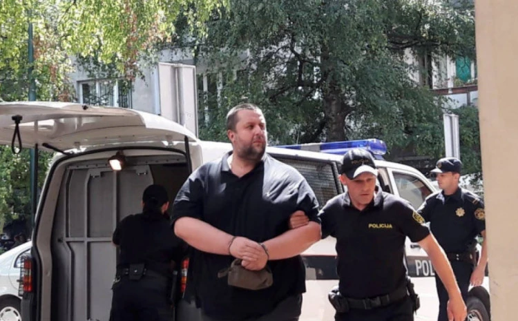 S motora u pokretu bacili bombu na kuću optuženog u predmetu "Tower"