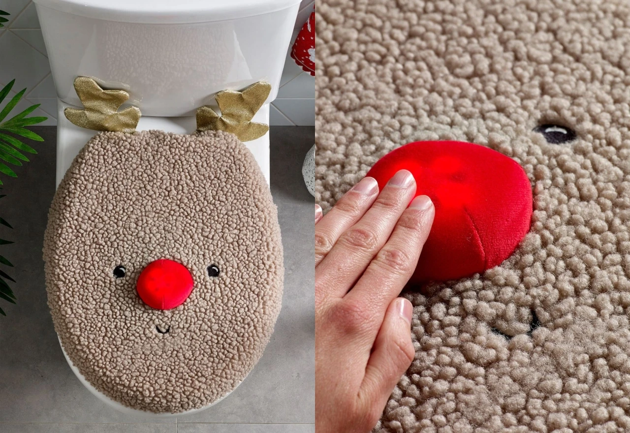 Presvlaka za WC školjku koja svira "Jingle Bells" kad se Rudolphu pritisne nos