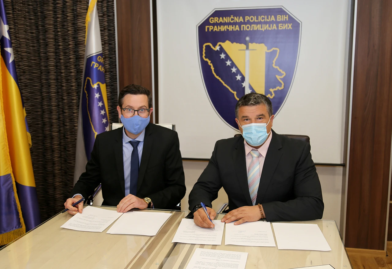 Granični policajci dobili zimsku uniformu za kormilare
