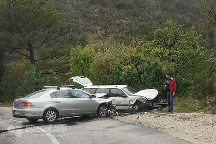 Mostar: Sudar dva Passata