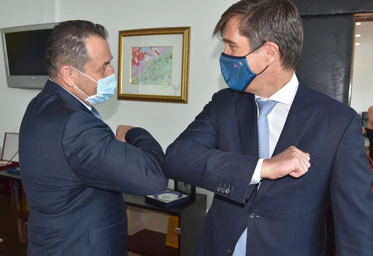 Cikotić i Nelson 'skovali' neke planove