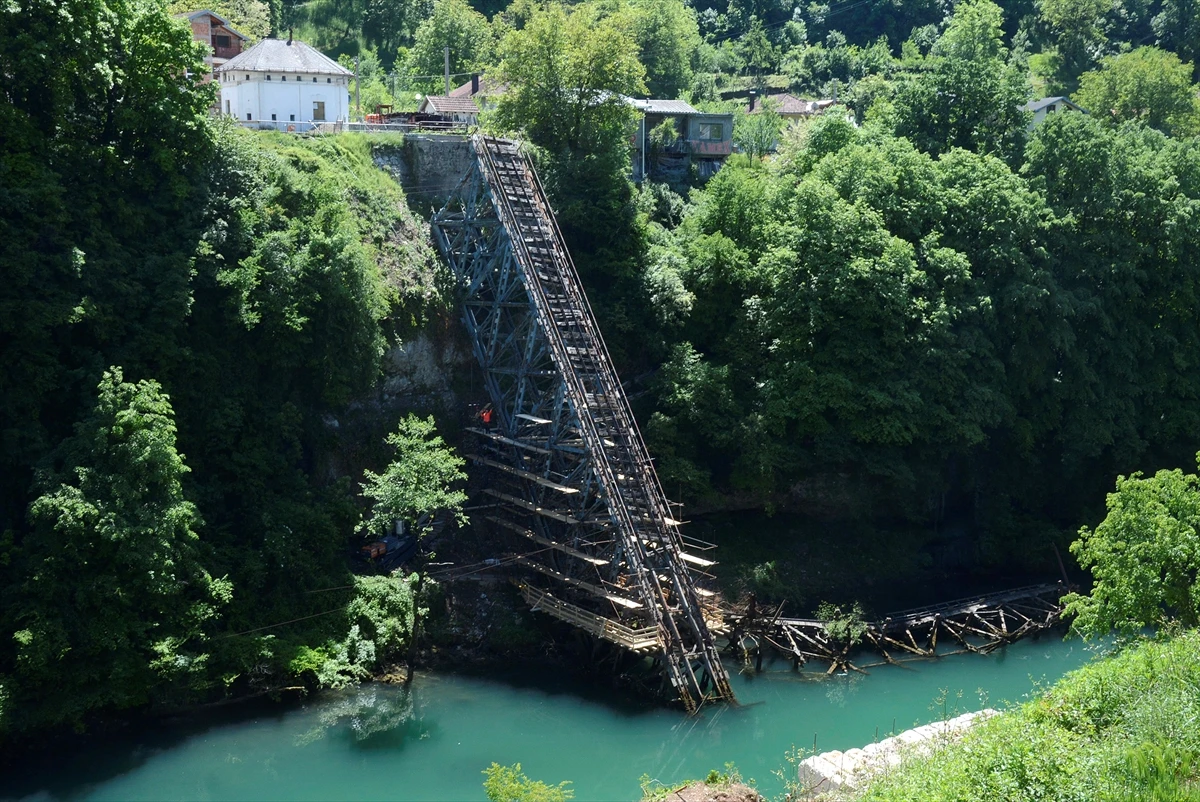 Ipak se ne prodaje most iz 'Bitke na Neretvi'