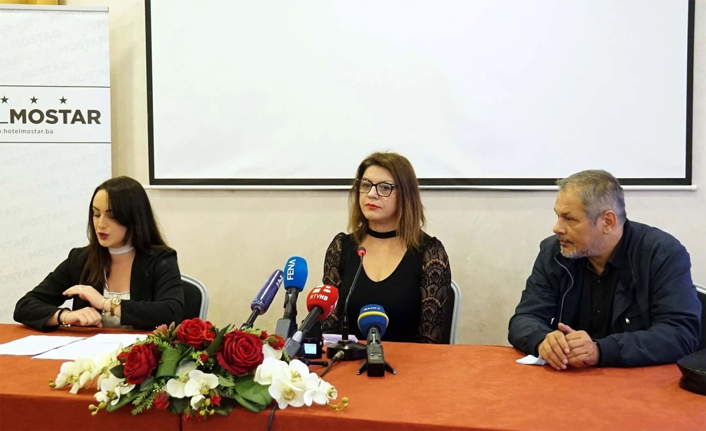 24 projekcije u mostarskom auto-kinu