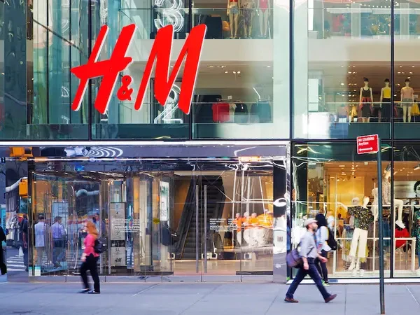 H&M u Njemačkoj kažnjen s 35 milijuna eura 