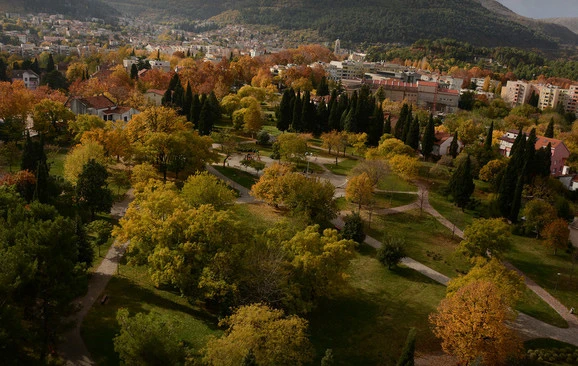 Ugodnih 22 i malo oblaka za prvi dan u listopadu