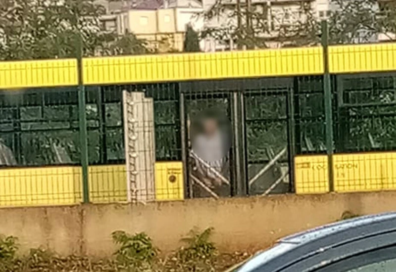 Mostar: Vozač urinirao u gradskom autobusu