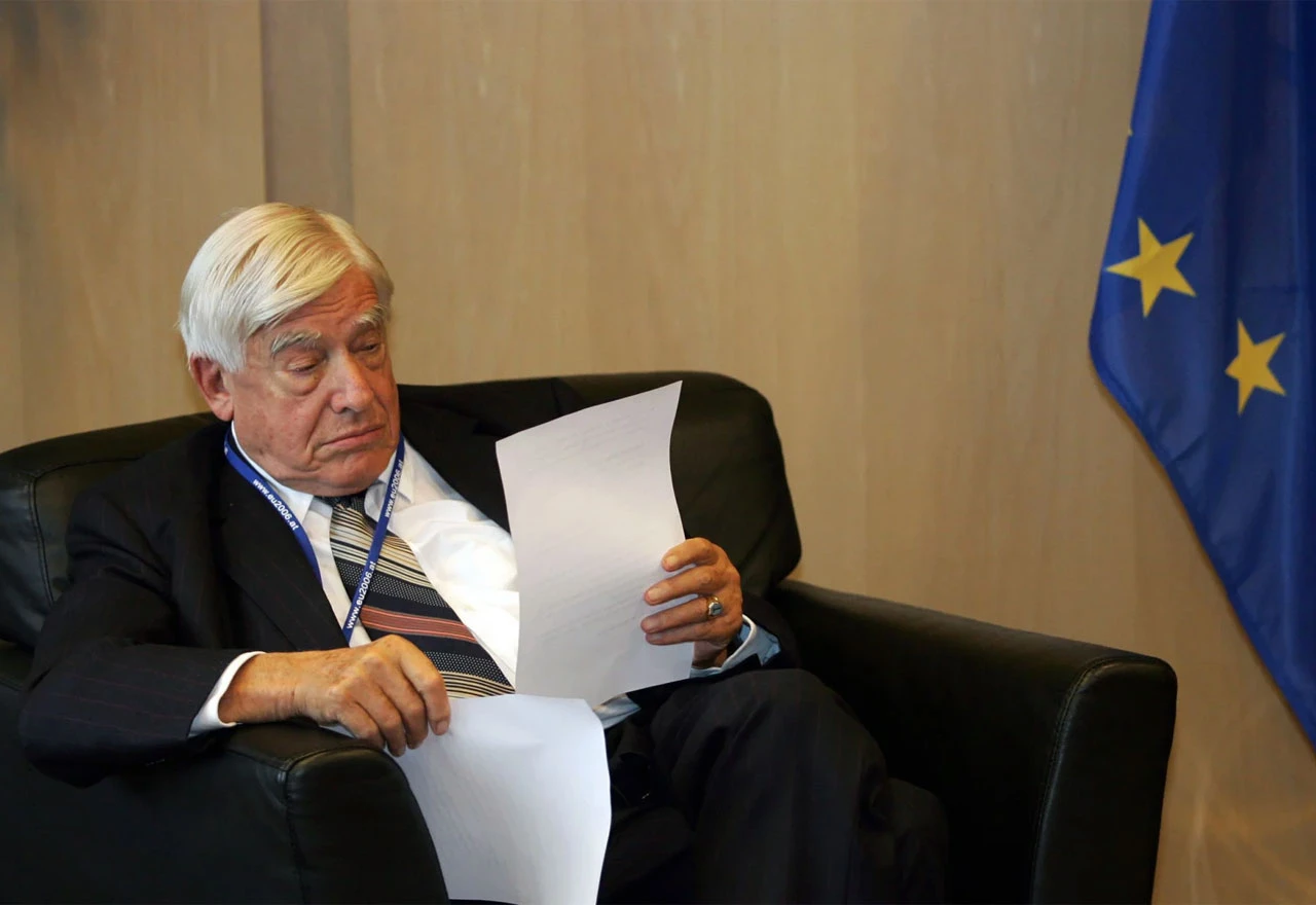 Schwarz-Schilling: BiH je 'nemoguća za upravljanje', prijeti joj raspad