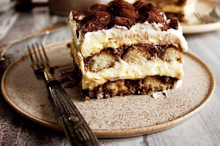 Čokoladni tiramisu, kolač koji svi volite