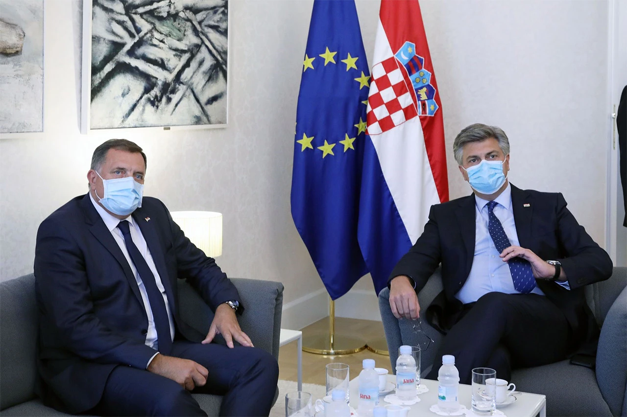 Hrvatski političari zbog Dodika posvećuju veću pažnju Hrvatima u BiH