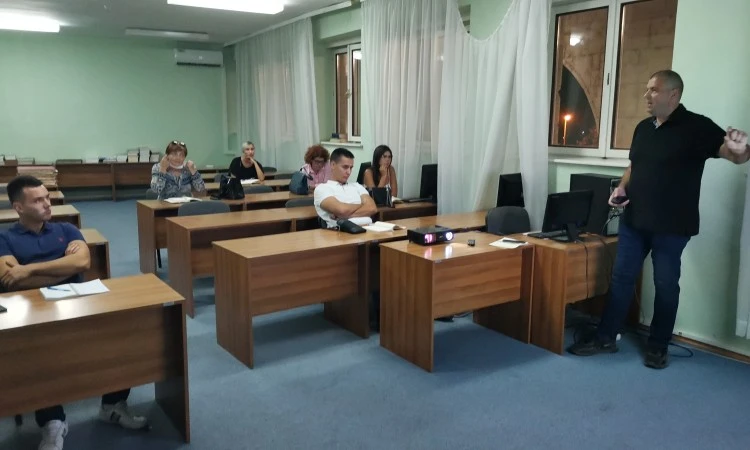 Treći susret Napretkovog tečaja copywritinga posvećen naslovu
