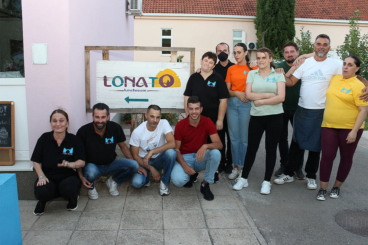 Jedinstveni restoran u Mostaru proslavio svoj prvi rođendan 