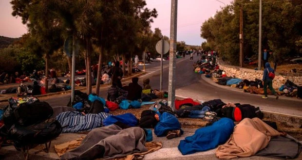 Grčki premijer obećao trajni centar za migrante