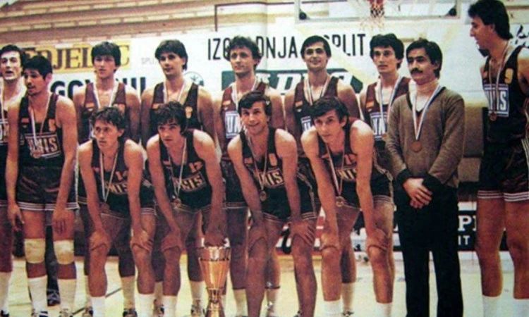 Sarajevska Bosna pred gašenjem