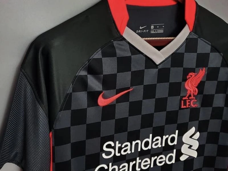 Liverpool i Vatreni ove će sezone igrati u identičnim dresovima!