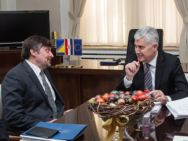 Čović i Palmer o svemu pomalo 