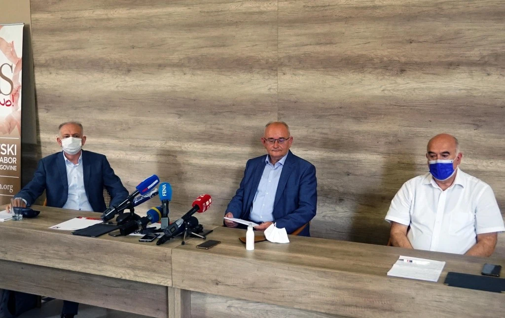 Ljubić: Blokiranje promjena Izbornog zakona vodi traženju novih rješenja