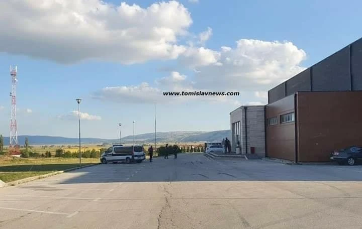 Specijalci došli da spriječe svadbu u Tomislavgradu?