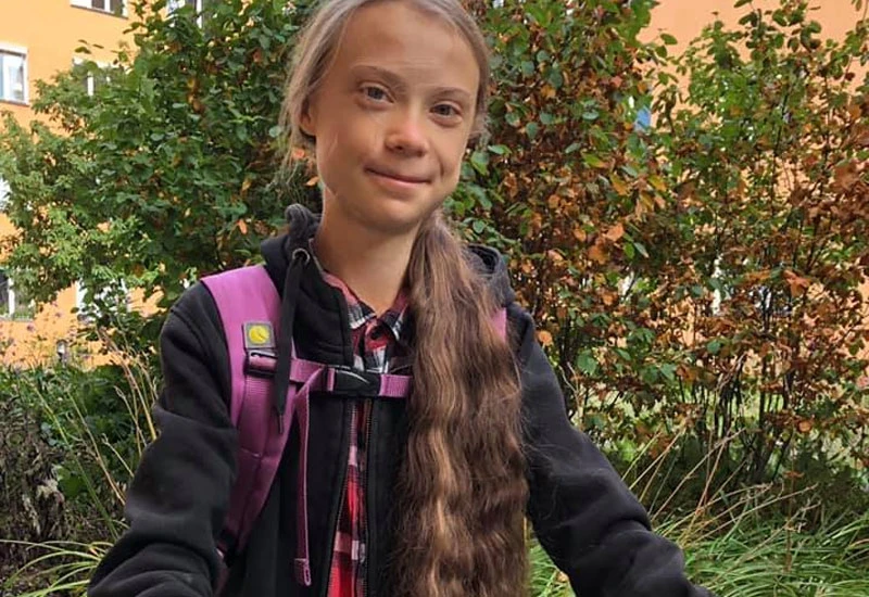 Mlada aktivistica se vraća u školske klupe