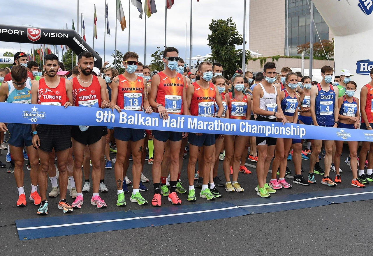 Zagreb: Maratonac se srušio po prolasku kroz cilj i preminuo