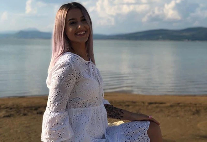 Čarolija duvanjske glazbenice: Ugodan glas i umirujuće note uz kadrove Buškog jezera