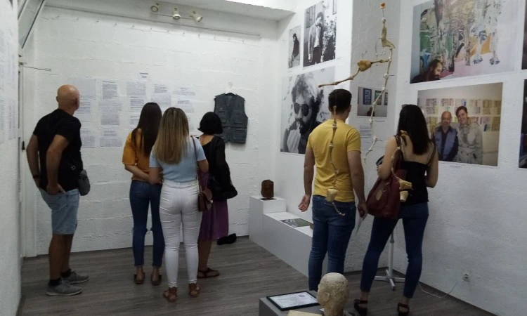Otvorena izložba 'Privatno i javno' - Hommage Nikoli Vučkoviću