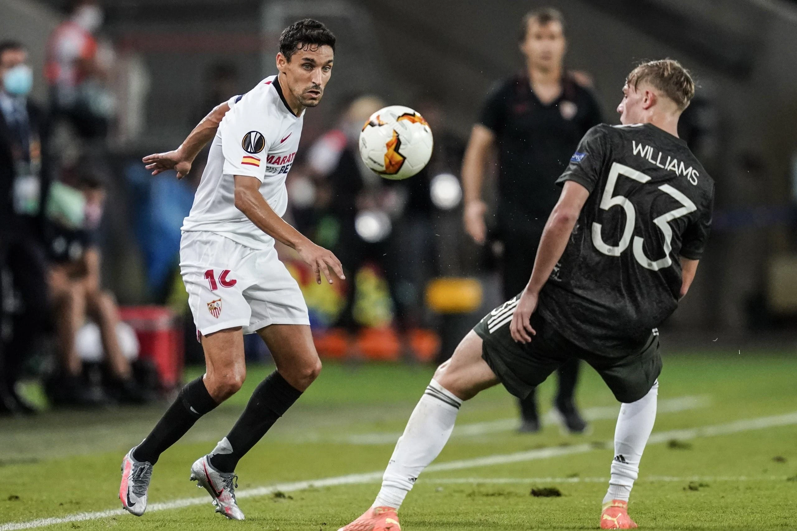 Sevilla preokretom do finala, United pokopali promašaji