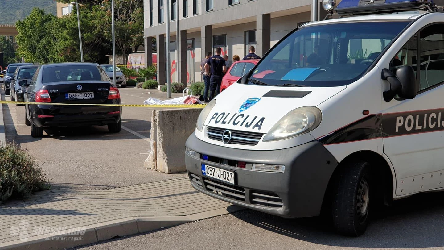 Mostar: Smrtno stradala muška osoba