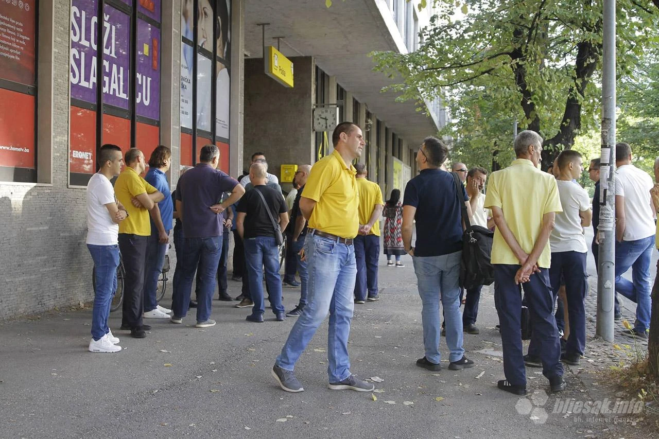 Poštari u FBiH dobili kolektivni ugovor na pola godine