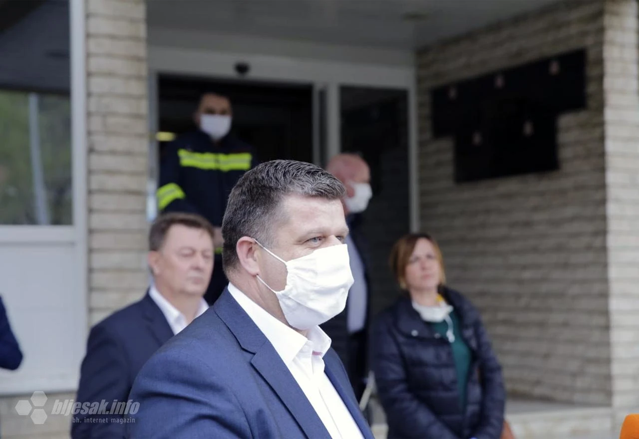 Predsjednik Vlade pozitivan na COVID-19