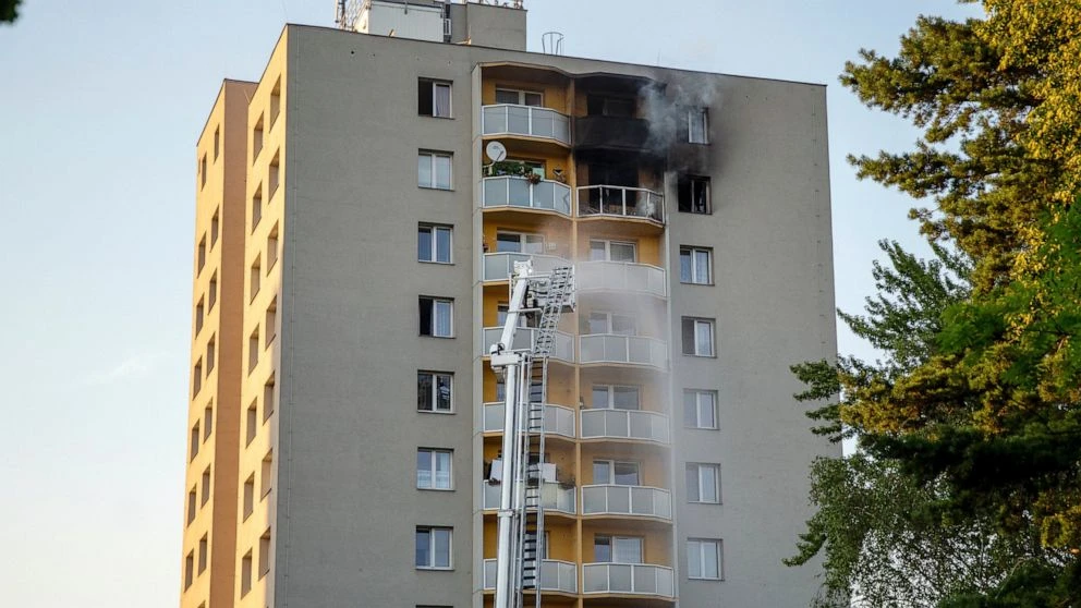 Jedanaestero mrtvih u požaru u stambenoj zgradi u Češkoj