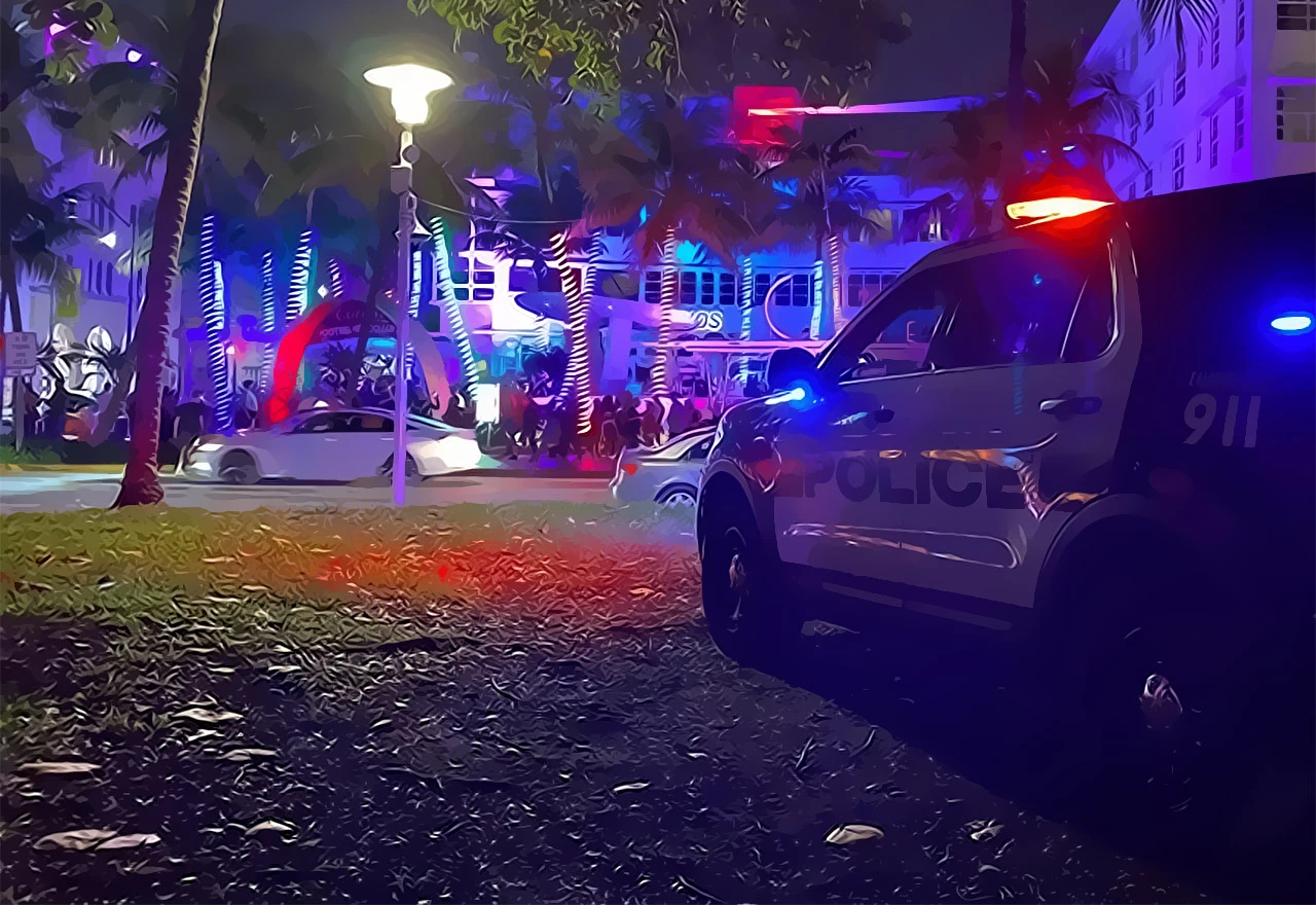 Laktaši: Policija upala u vilu, uhićeno devet osoba zbog droge