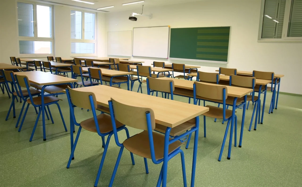 Roditelji u HNŽ-u potpisuju peticiju: Vratimo djecu u školske klupe!
