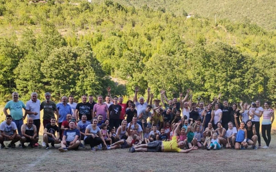 Stigla dijaspora: Obitelji se tradicionalno okupile u Podvraniću kod Kočerina