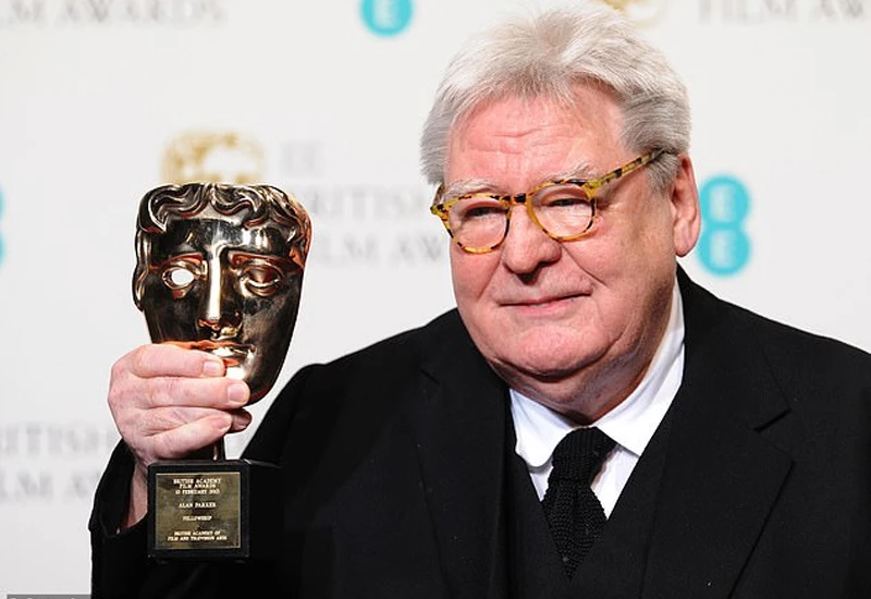 Umro Sir Alan Parker, redatelj filmova Bugsy Malone i Evita