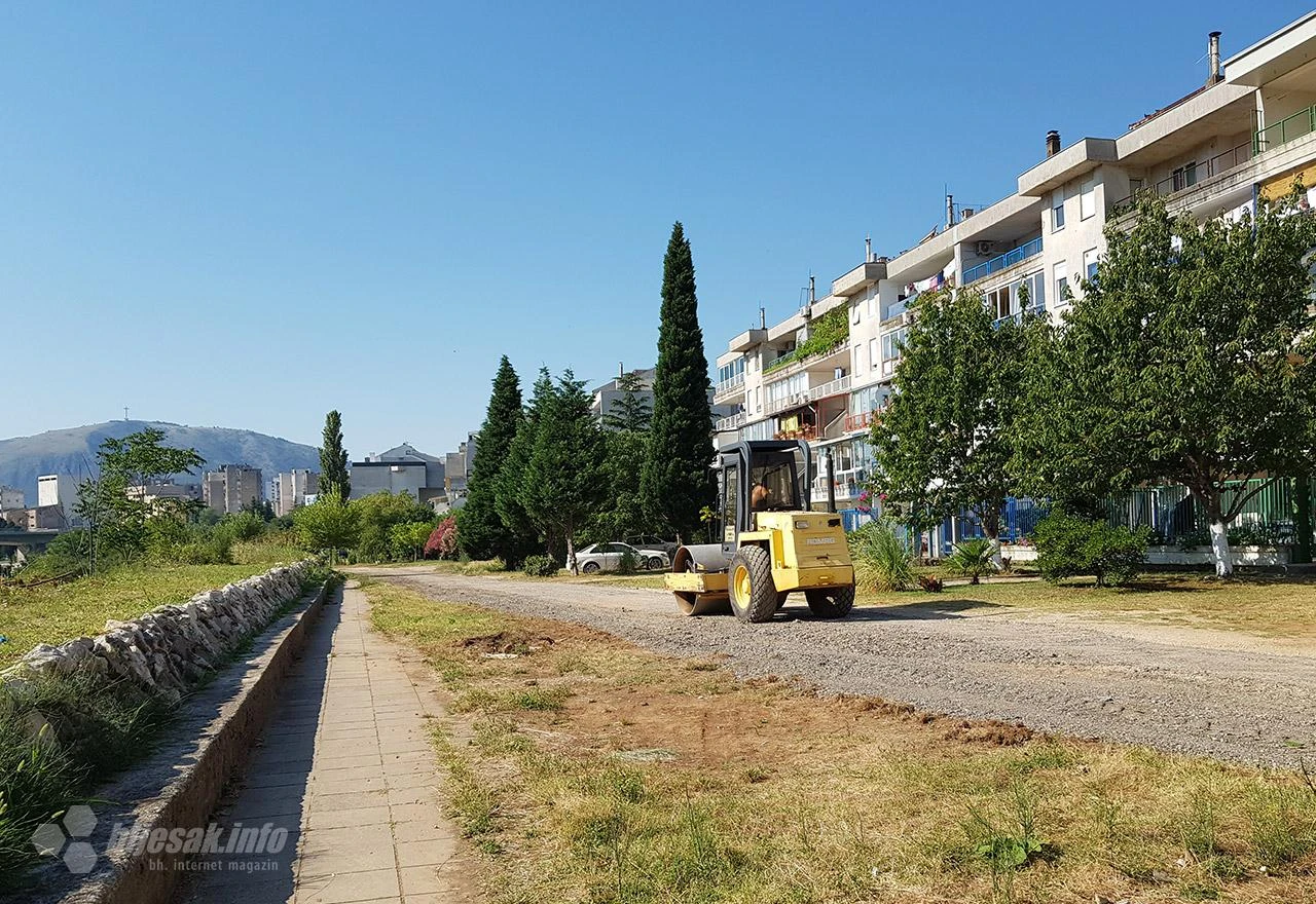 ''Sređuje'' se cesta u Bakijinoj luci, stanari negoduju