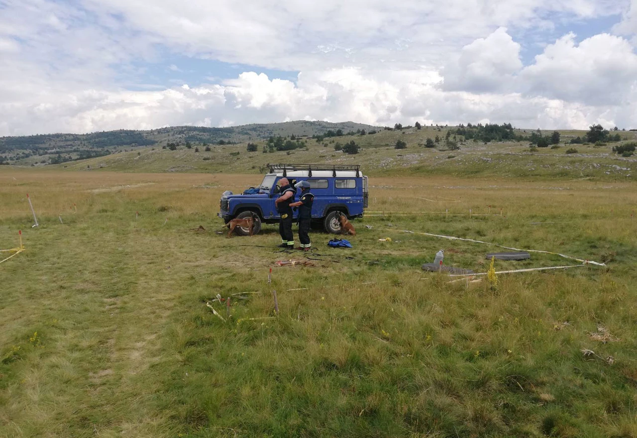 Tomislavgrad i Bihać: Očišćeno 20.723 m² sumnjive površine